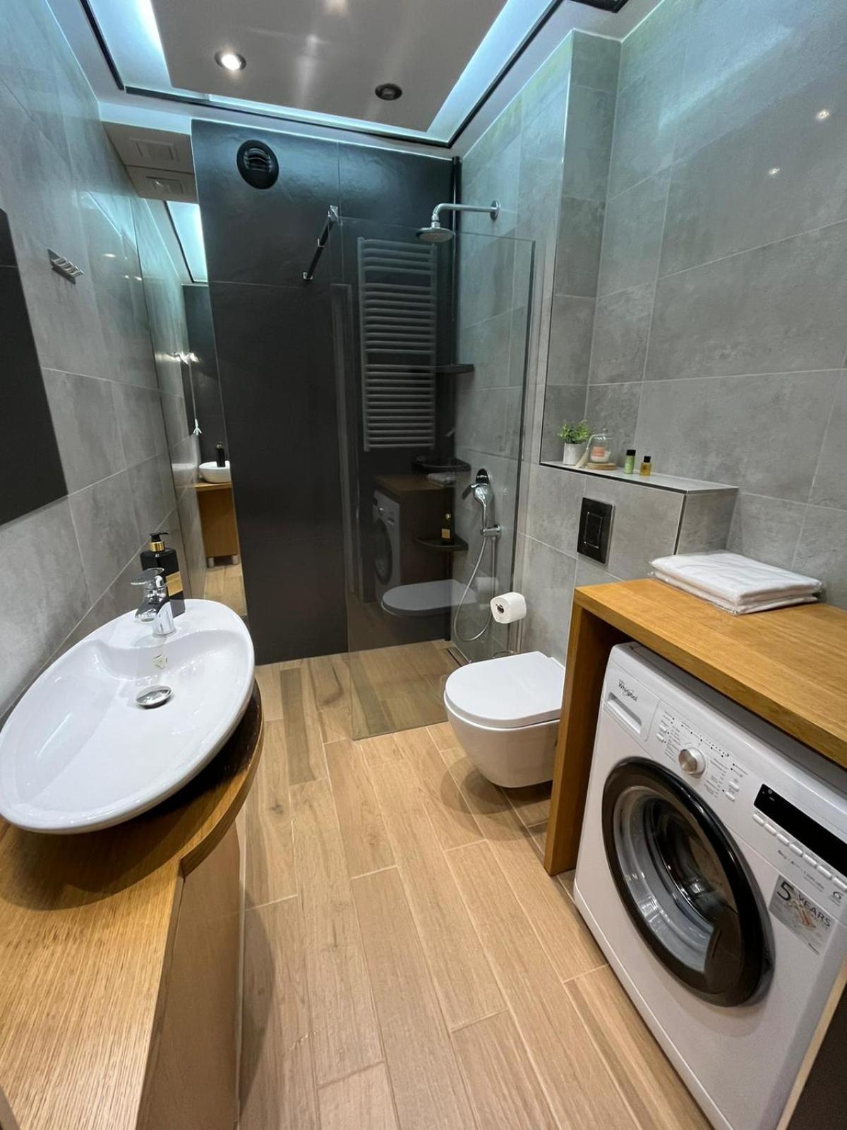 Bianco Apartament Reduta Park Free Parking คราคูฟ ภายนอก รูปภาพ